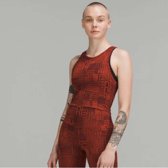 Lululemon Power Pivot Everlux Tank Top *Motif
Lululemon Ombre Red Multi … - Picture 5 of 10